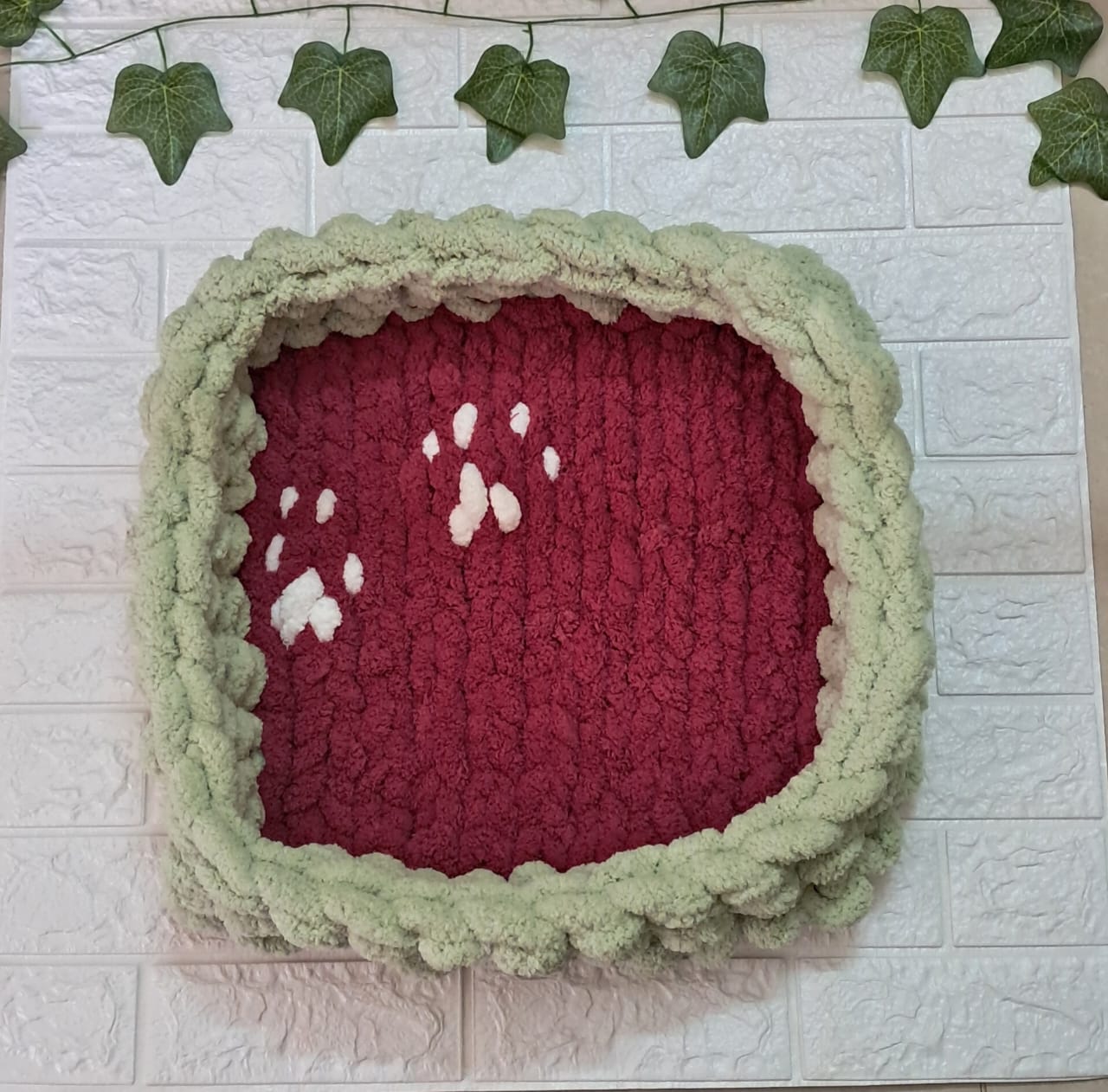 Chunky Yarn Pet Bed