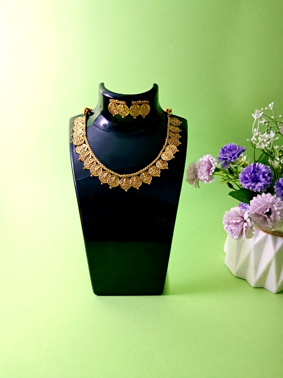 Traditional Coin Chain